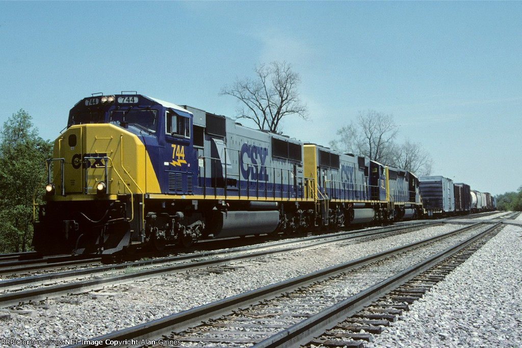 CSX 744